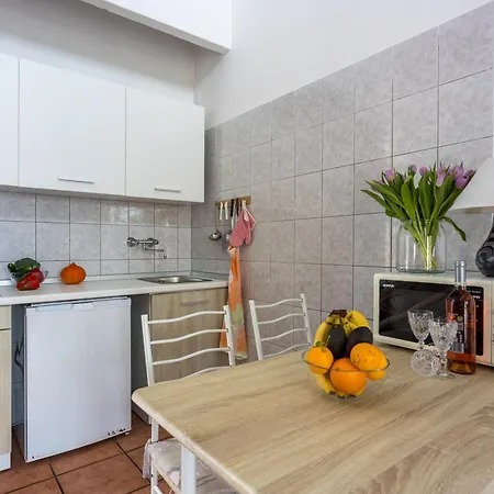 Valdarke Vittorio With Sea View Terrace - Happy Feriehus